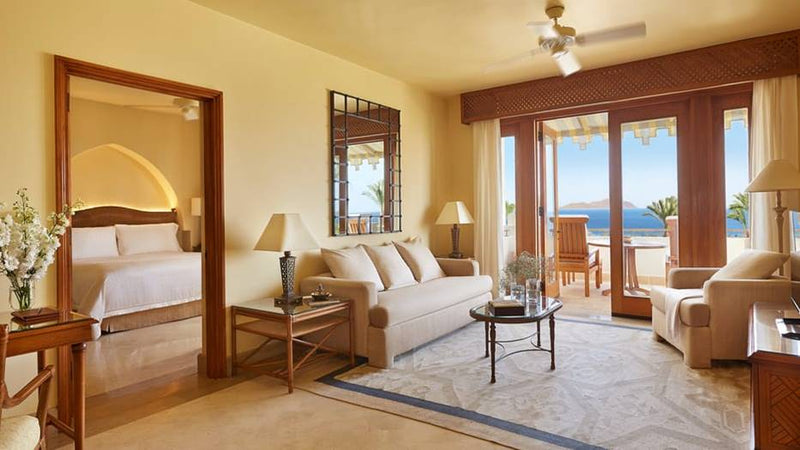 Four Seasons Hotel Cairo at the First Residence