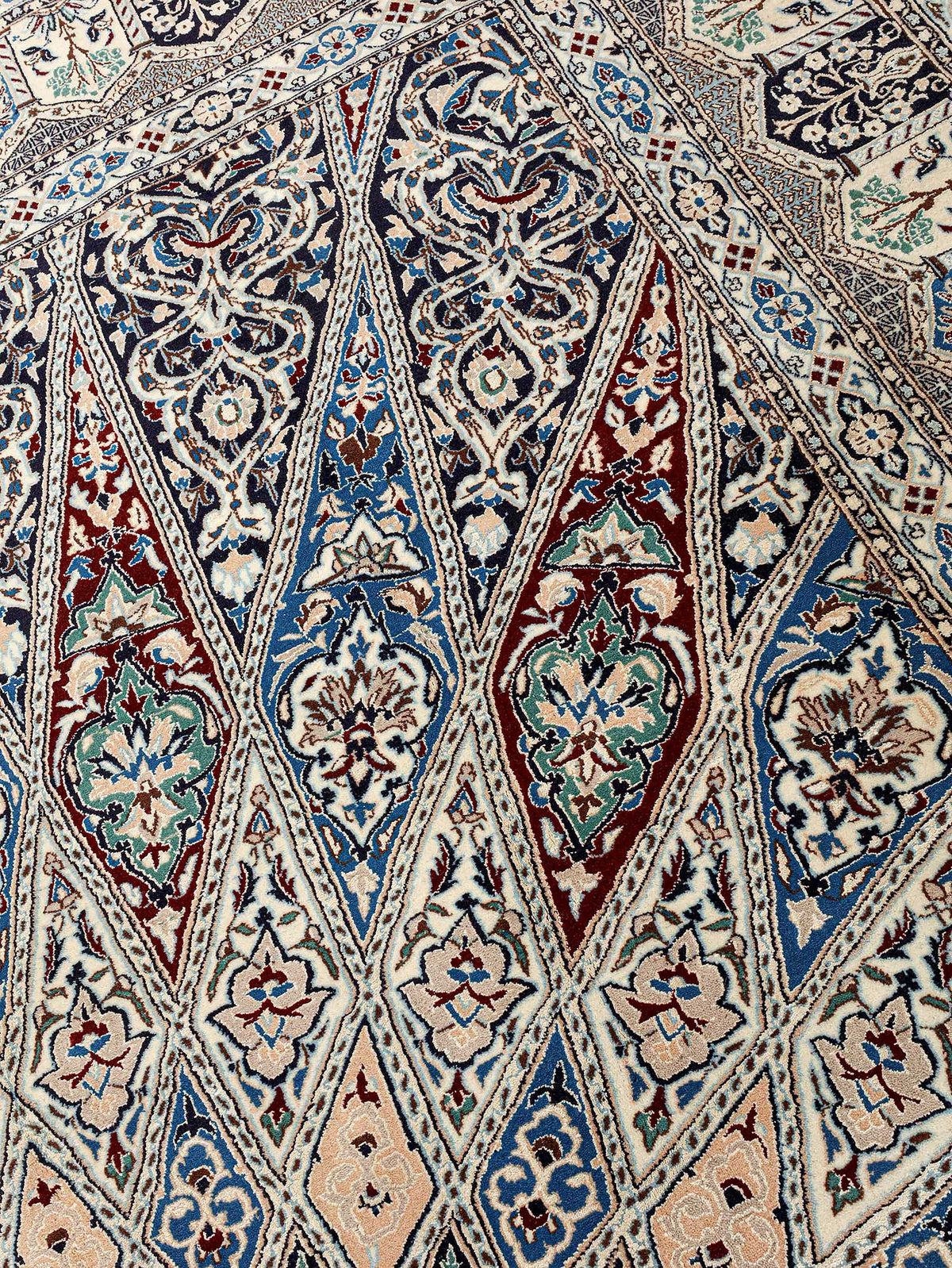 Isfahan - 914